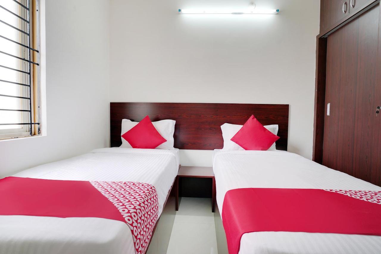 Hotel Oyo 41102 Hyderabad Elite à Haidar Sahibguda Extérieur photo