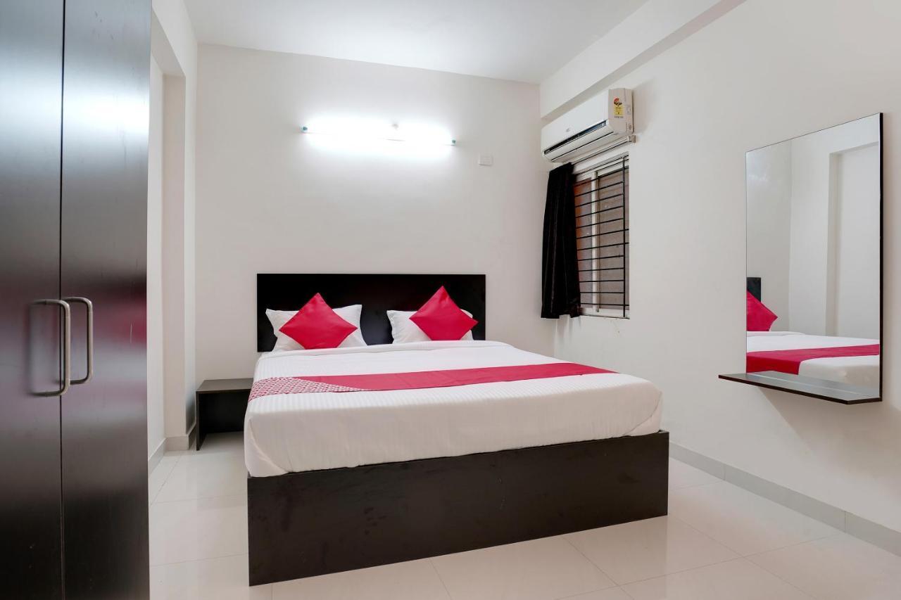 Hotel Oyo 41102 Hyderabad Elite à Haidar Sahibguda Extérieur photo