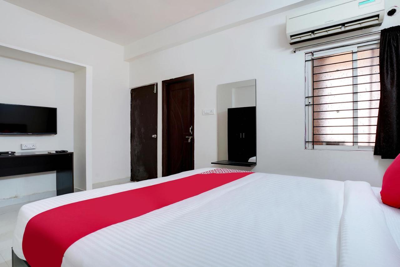 Hotel Oyo 41102 Hyderabad Elite à Haidar Sahibguda Extérieur photo